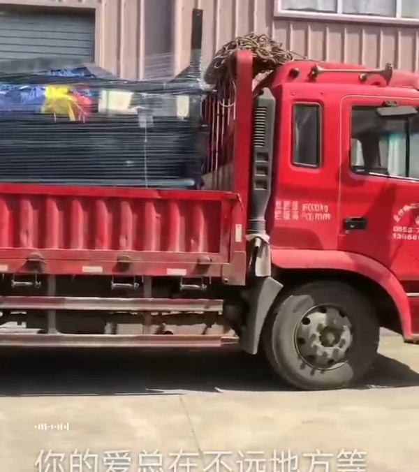 中國(guó)-上海-型號(hào)TS-09SF連續(xù)式隧道9刷電腦洗車機(jī)